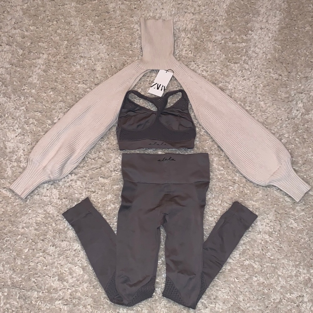 ALALA Workout Outfit 🖤🤍